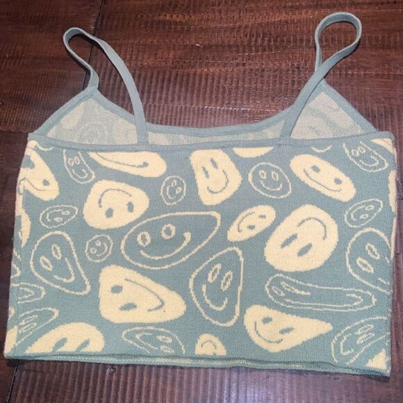 Smiley Face Patterned Crop Top green and yellow Pacsun size small - Picture 5 of 5